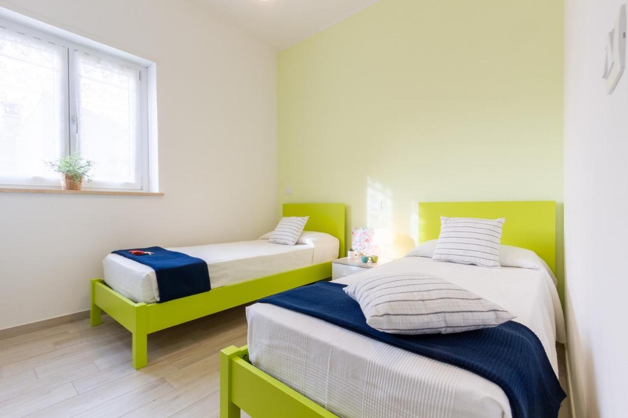 Giada 1P - Palazzina Laura Myho Casa Lägenhet Tortoreto Exteriör bild